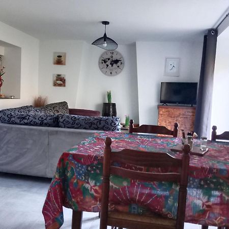Gite Au Calme Centre Finistere Jardin Clos Tregourez Экстерьер фото