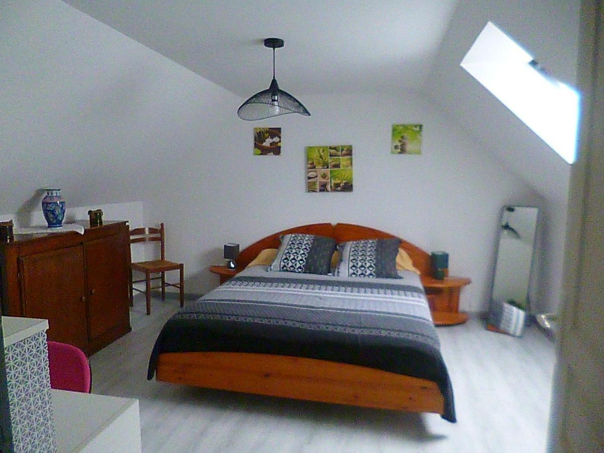 Gite Au Calme Centre Finistere Jardin Clos Tregourez Экстерьер фото